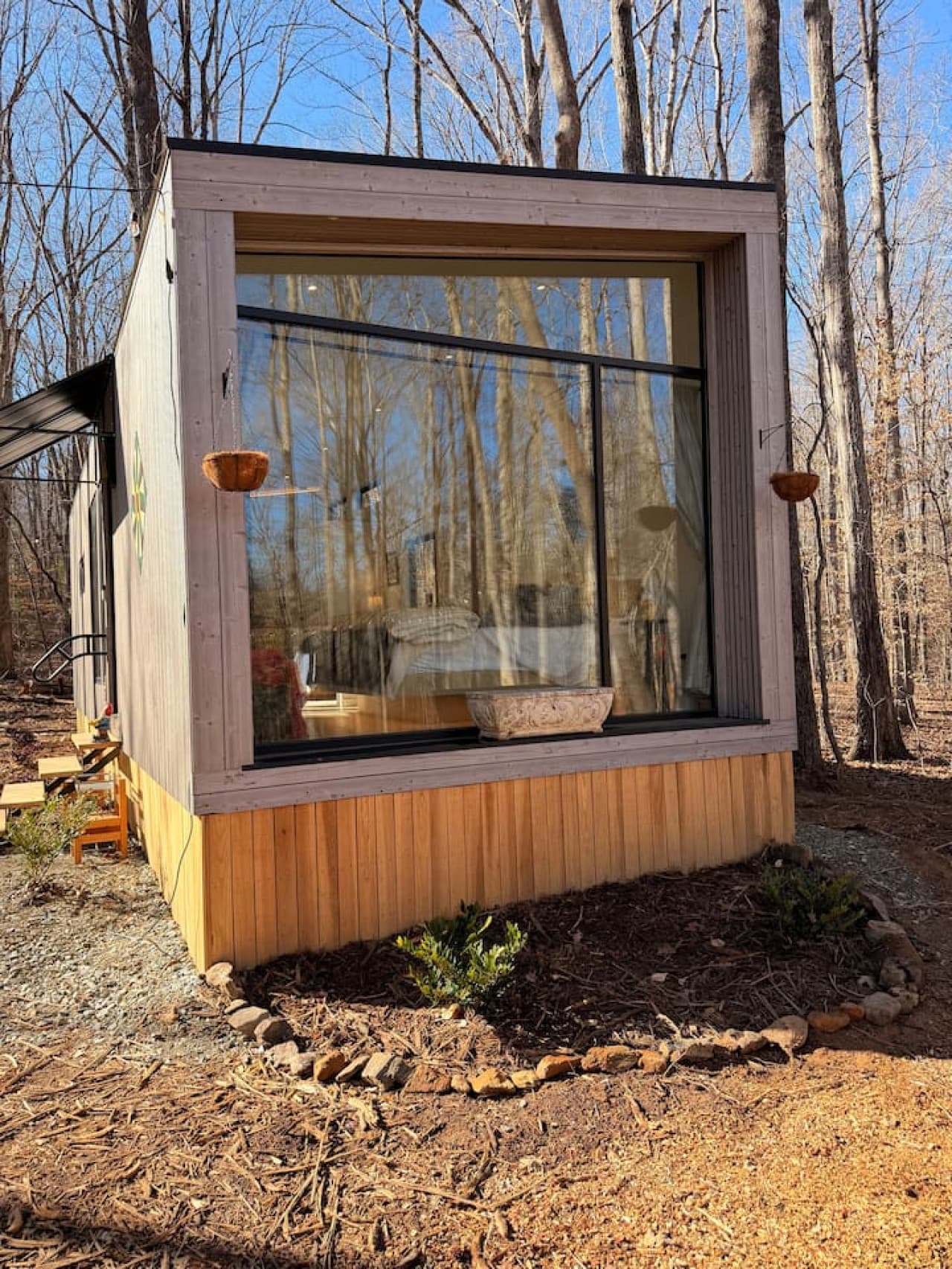 Luna Studio: A large window by the sleeping area invites you to bask in breathtaking views.