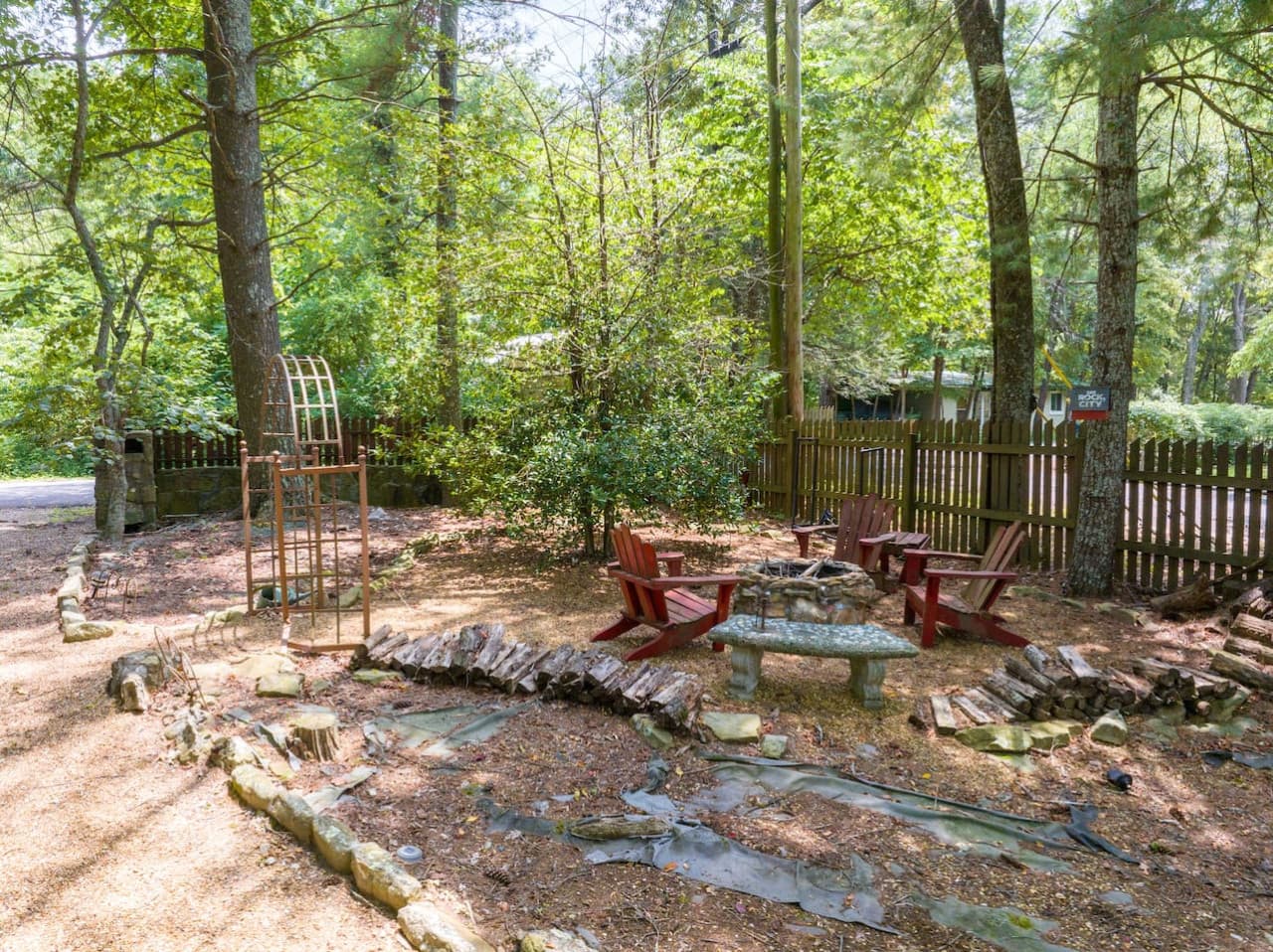 Front-yard fire pit perfect for warm, relaxing evenings.