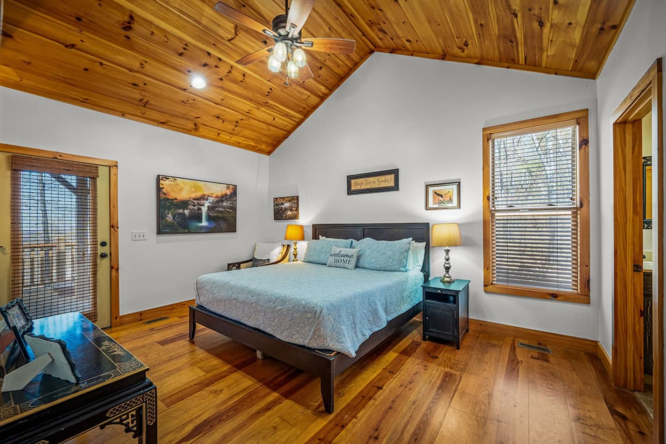 Retreat to the master suite, complete with a king bed and private ensuite.