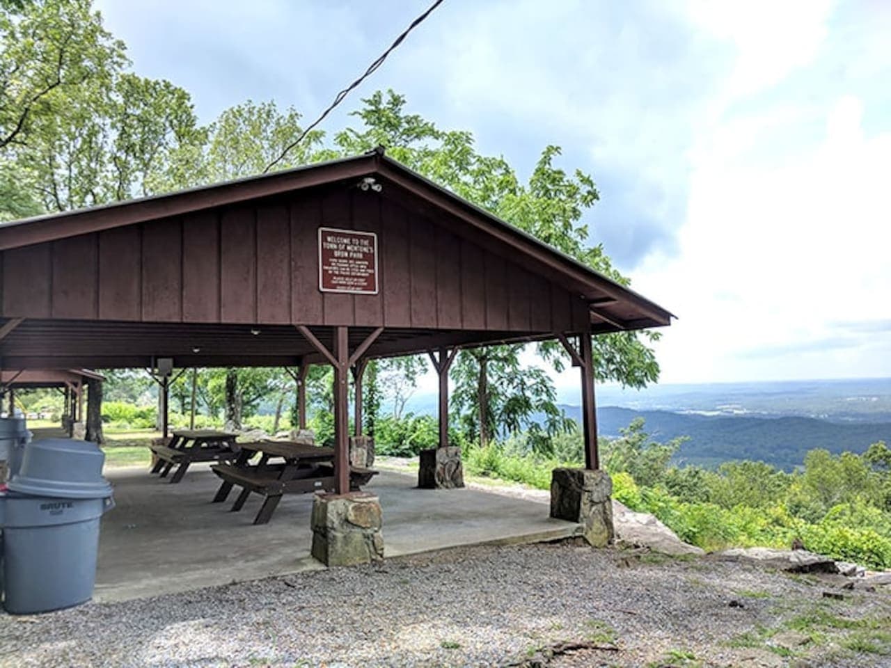 Brow Park's - 1 minute drive away - covered pavilion frames the valley view – nature’s IMAX screen without the overpriced popcorn.