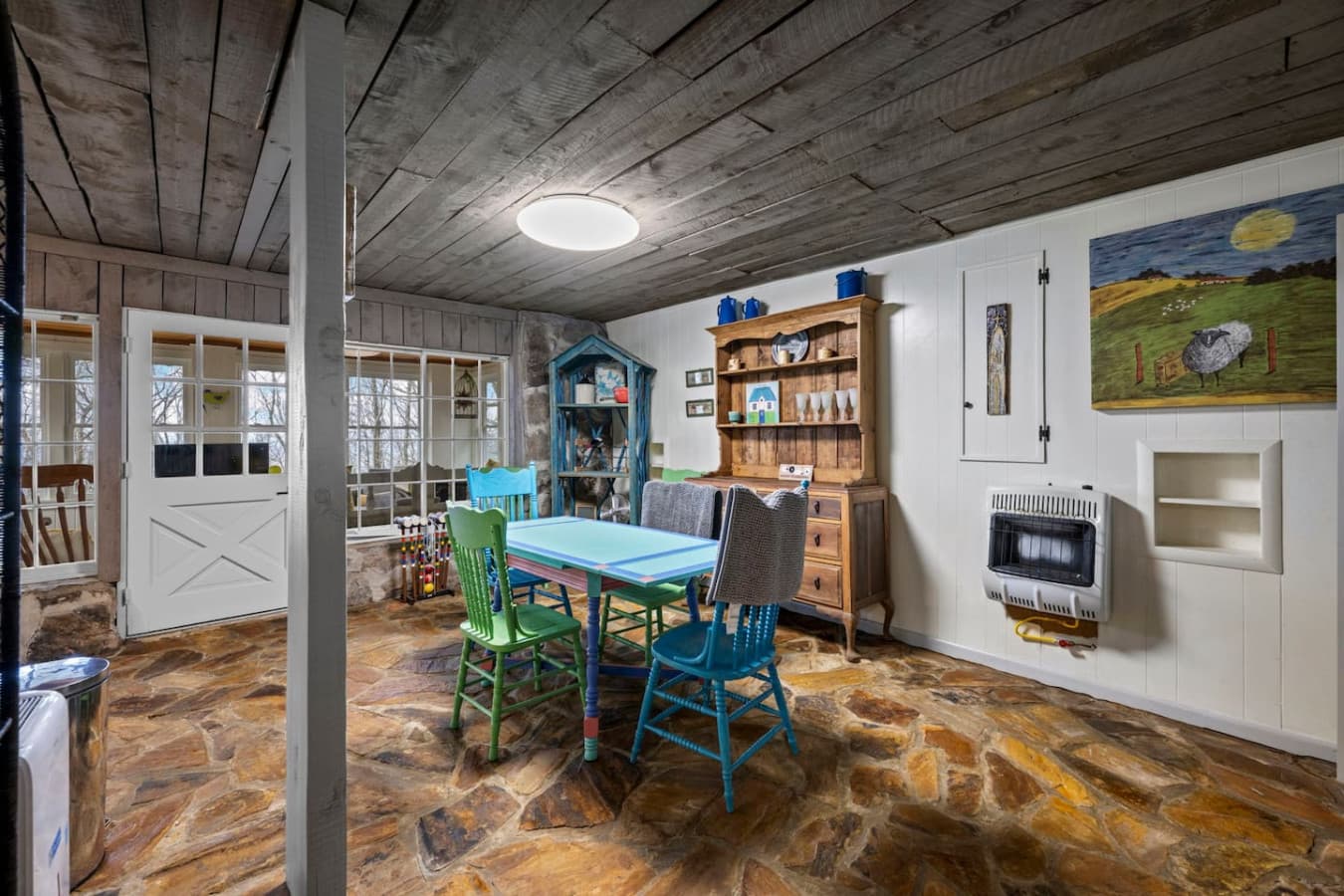Gather around the table for family breakfasts or cozy dinners.