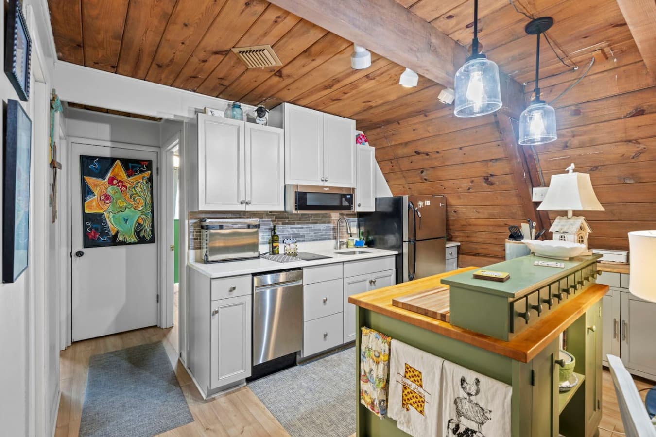 Well-equipped mini kitchen ideal for preparing simple meals with ease.