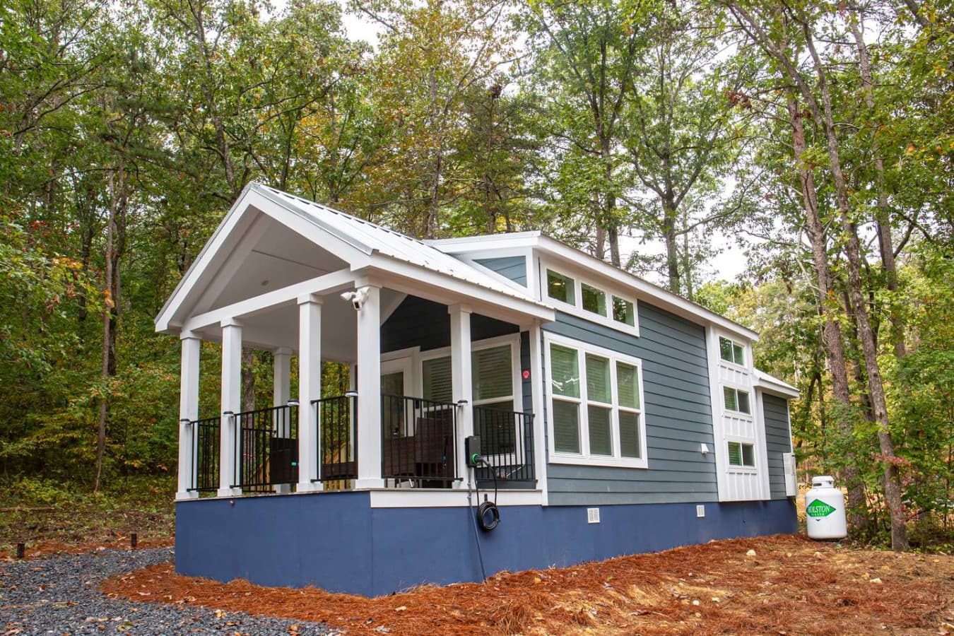 A welcoming cabin tucked in the woods—quiet, simple, and close to everything you need.