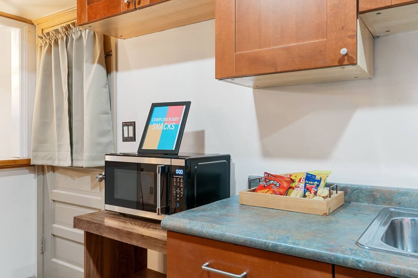 From family meals to entertaining guests, this kitchen has everything you need.