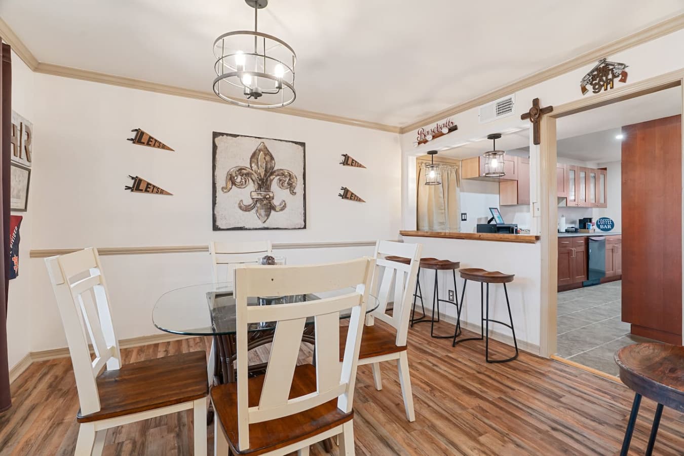 Perfect spot for enjoying home-cooked meals together during your Birmingham stay.