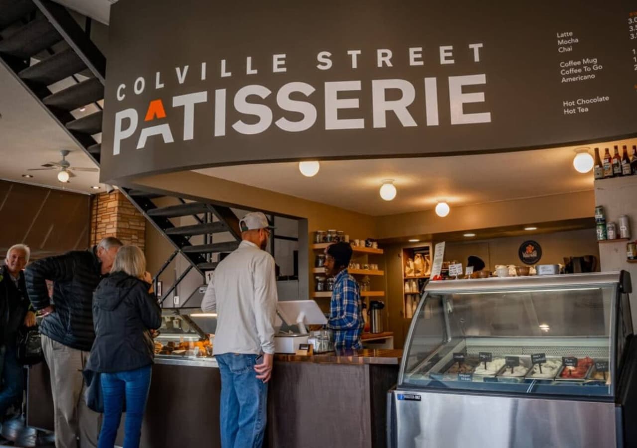 Colville Street Patisserie – 7 min walk - Start your morning with French pastries, espresso, and quiche at this charming bakery. The almond croissants and macarons are neighborhood favorites.