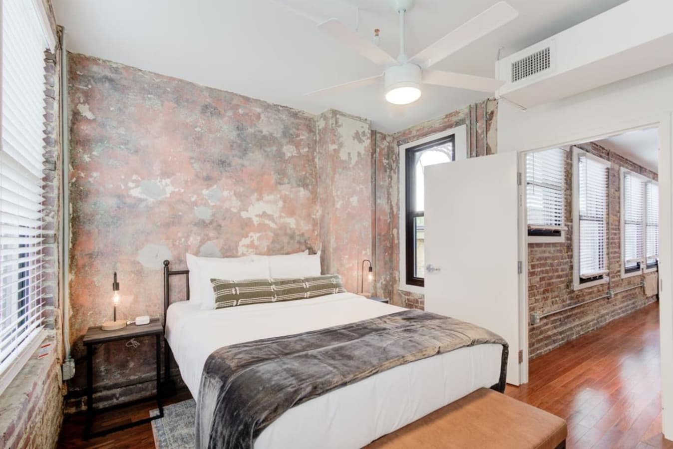 The bedroom has plenty of natural lights and an extremely comfy queen-sized memory foam bed with fresh linens, perfect for snuggling and sleeping like a baby.