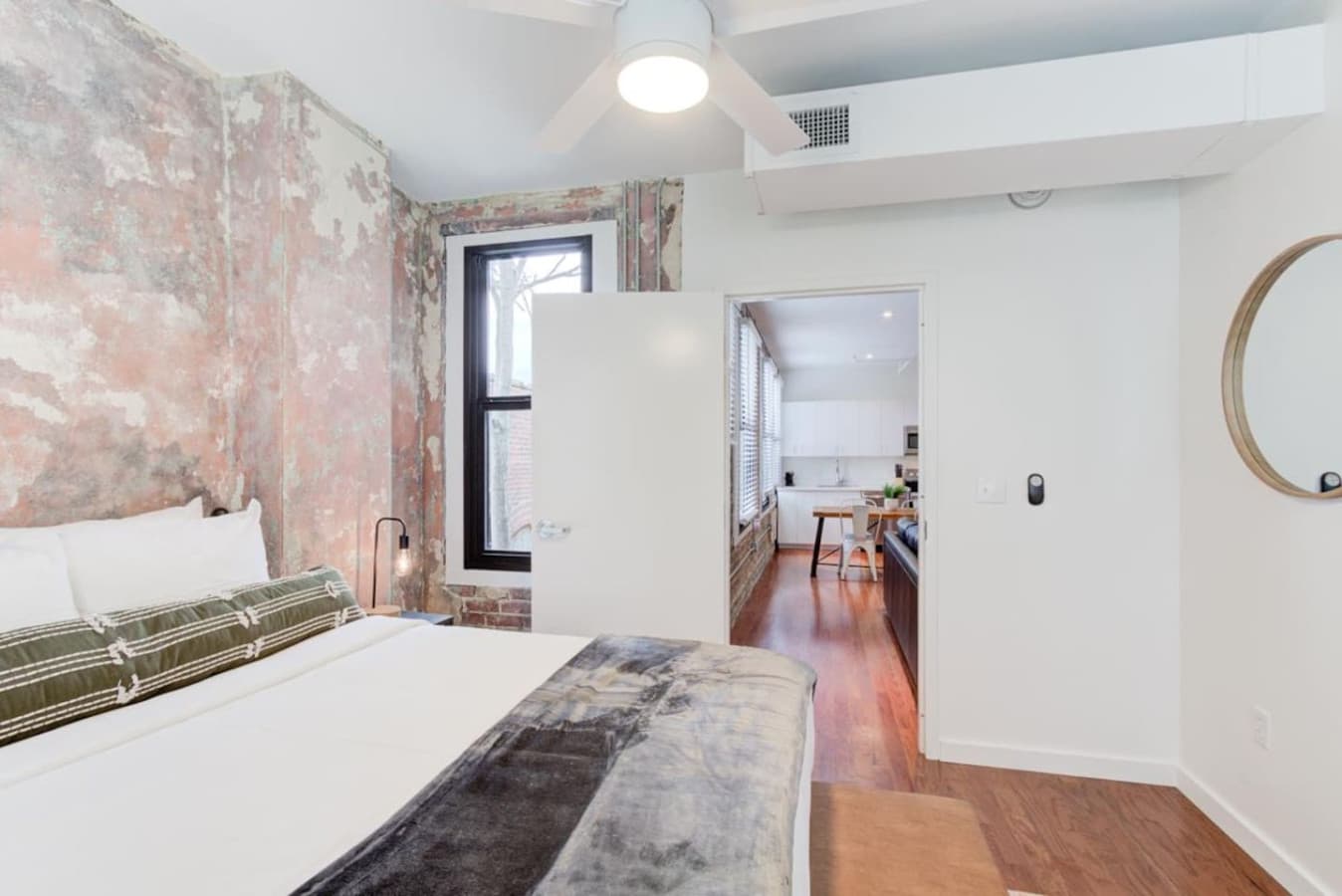 A pleasant flow and plenty of natural light that boosts a cheery mood and energy all day.