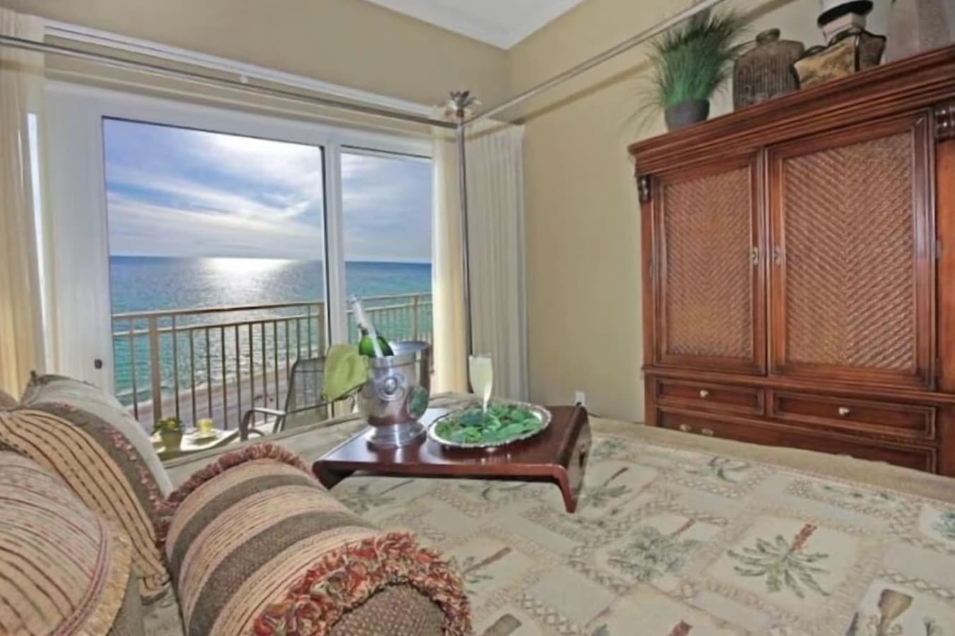 Sleep soundly in this spacious king bed with plenty of room to stretch out and relax.
