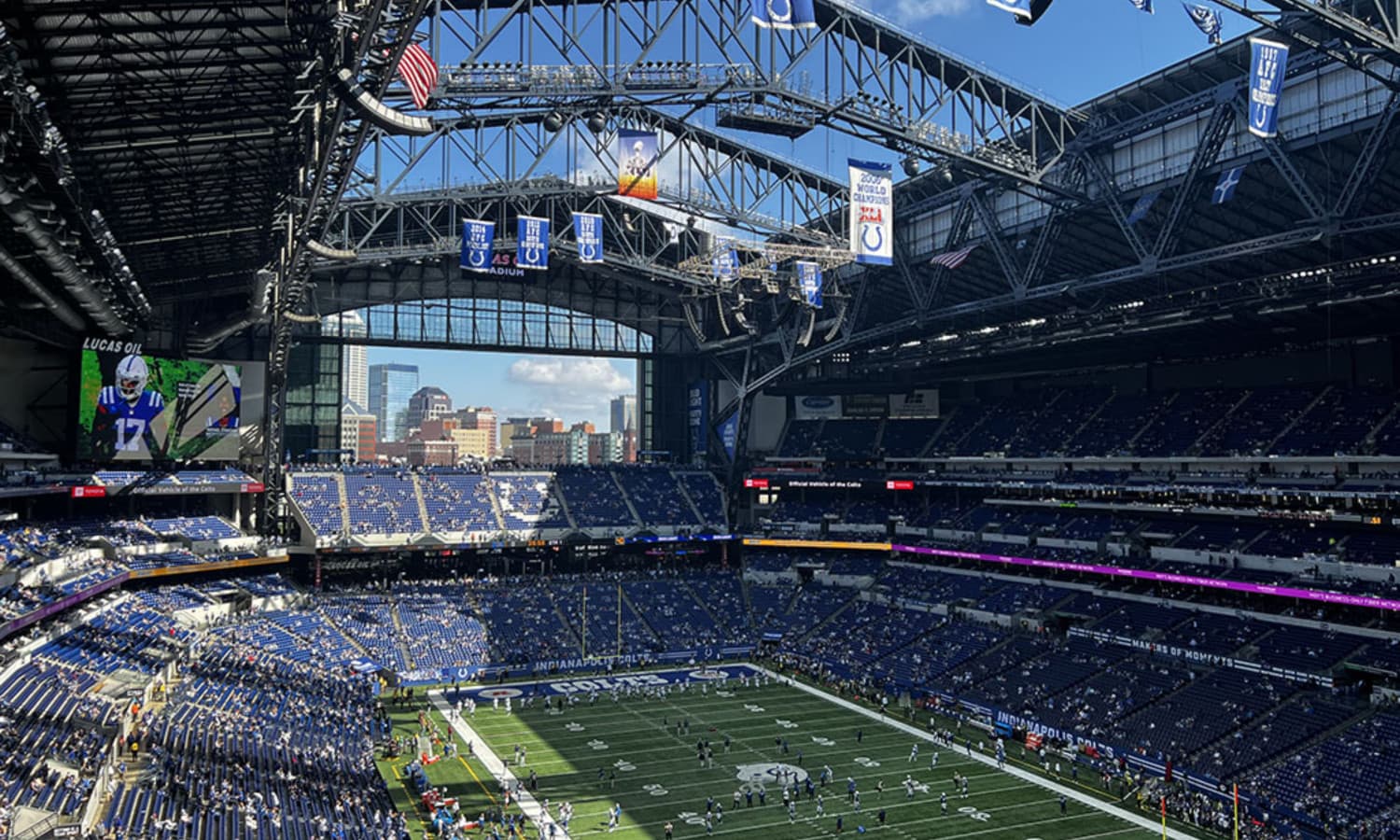Lucas Oil Stadium - 17 Min away.jpg