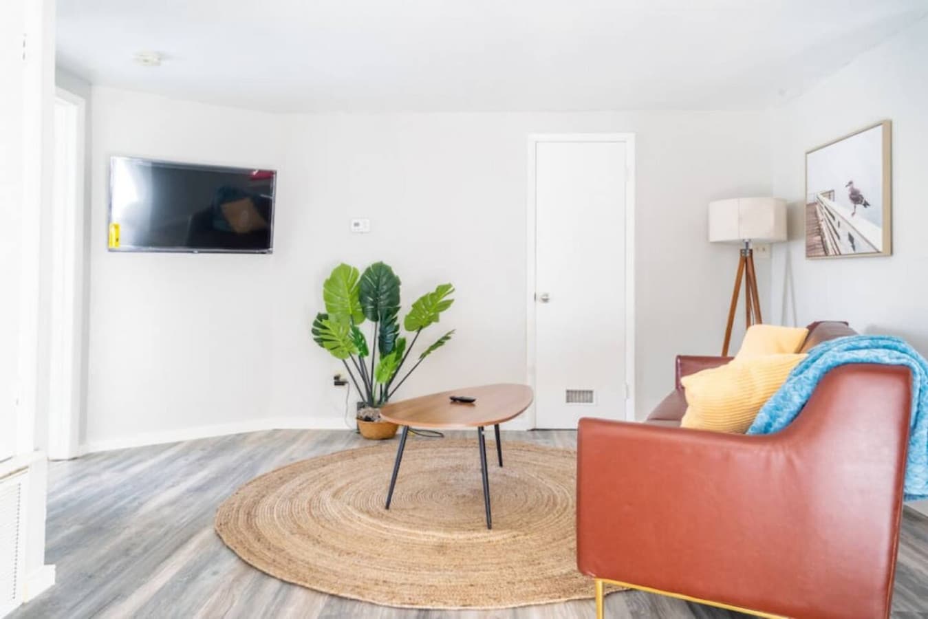 Settle in for shows, movies, or game nights with Smart TV and sofa comfort.