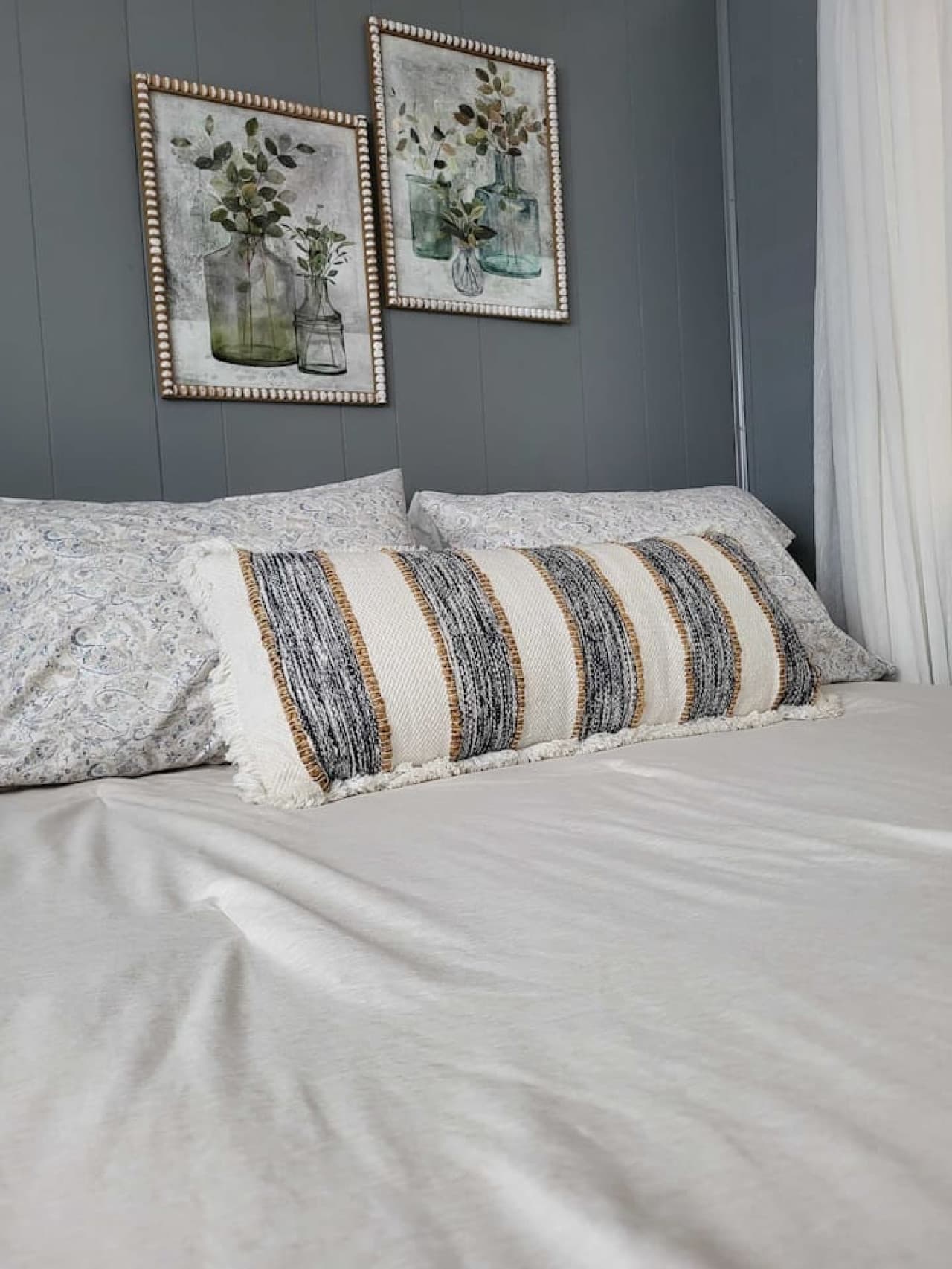Whether it’s an early night or a lazy morning, this bed is all about comfort and calm.