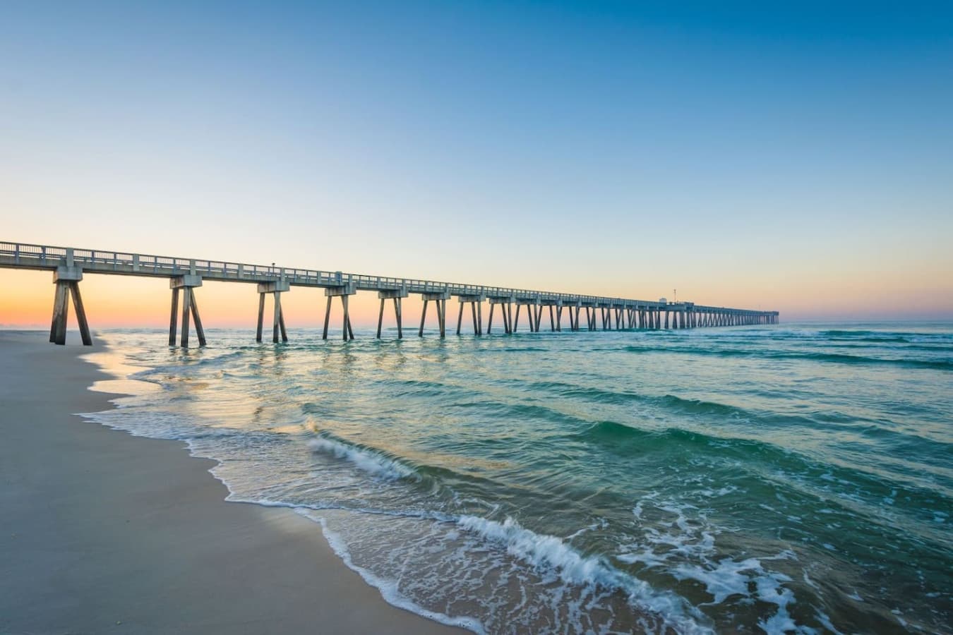 Only 8 minutes away on foot, this scenic Russell-Fields City Pier is perfect for sunrise walks, dolphin spotting, and unforgettable Gulf Coast sunsets.