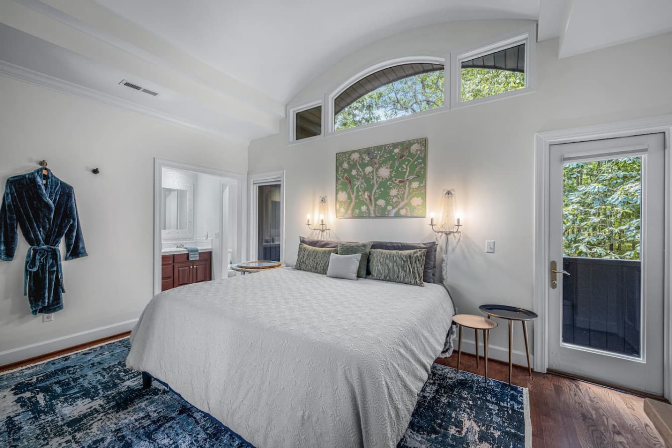 Drift into dreams on a custom log king bed wrapped in soft linens and mountain quiet.