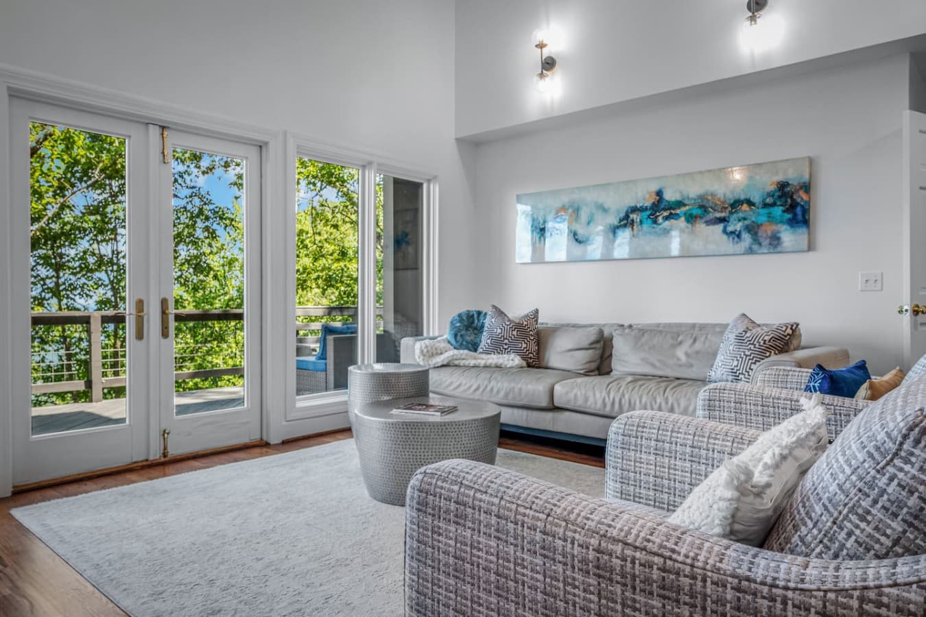 A space designed for comfort, conversation, and cozy evenings surrounded by nature’s beauty.