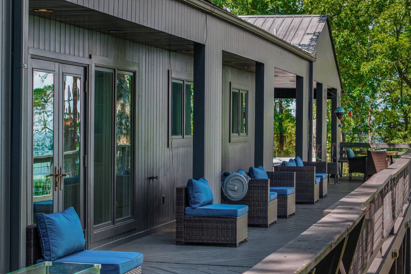Watch the sun melt into the valley from your private deck high above Lookout Mountain.