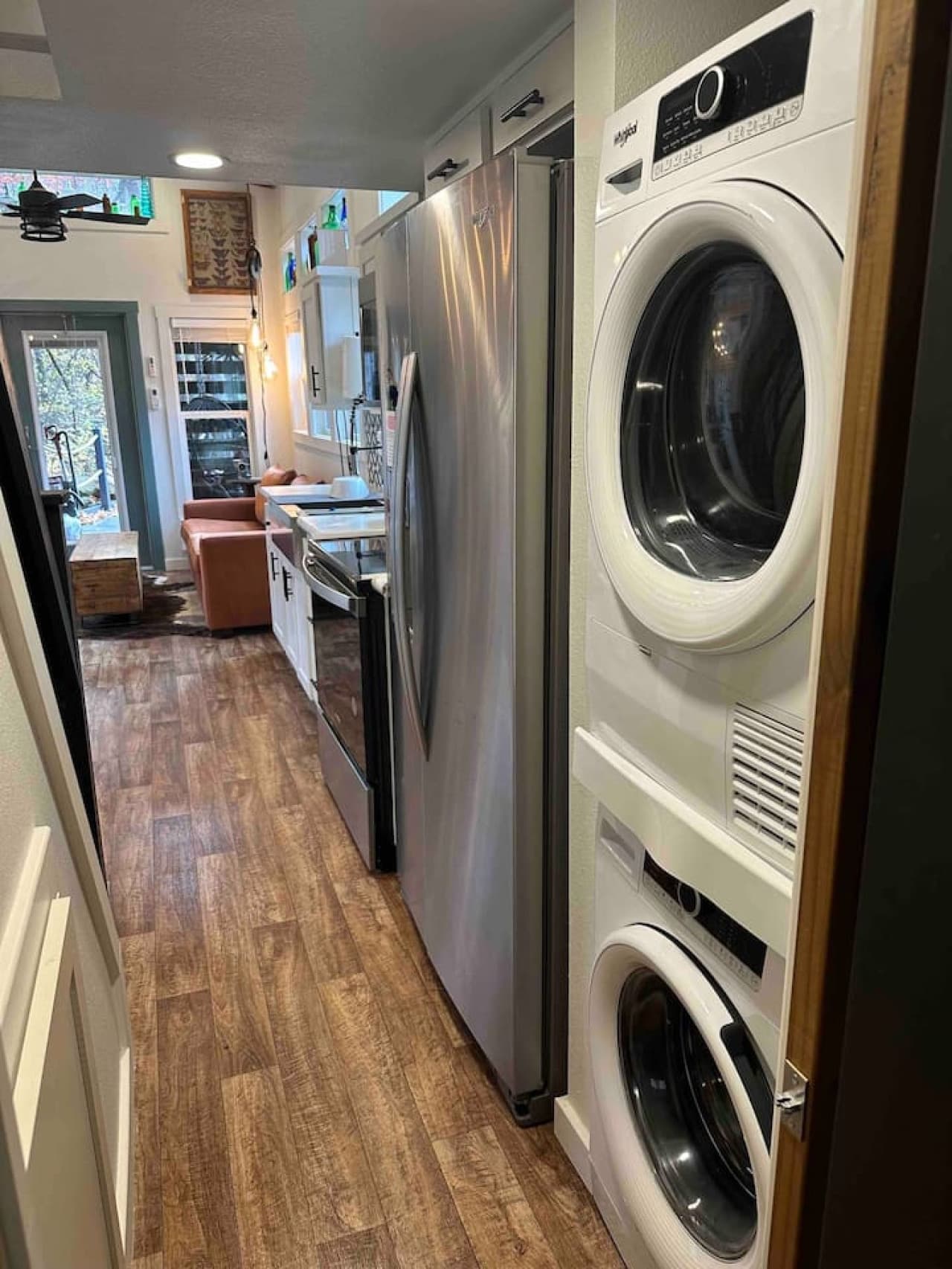 The laundry area includes a washer and dryer for your convenience, making it easy to refresh clothes after a day of exploring Mentone.