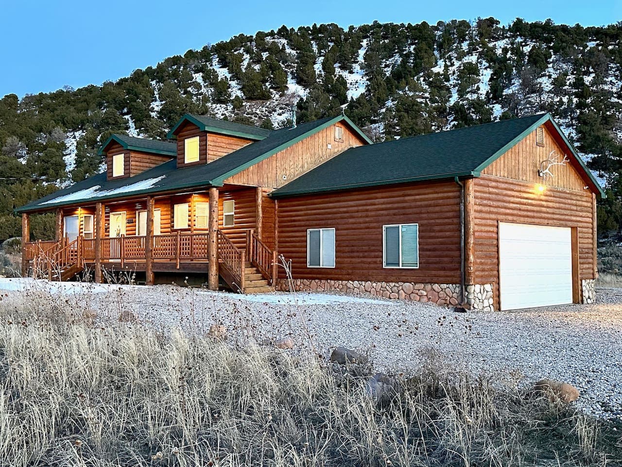 Our house promises a haven of peace with majestic views that ensure every morning is picture-perfect.