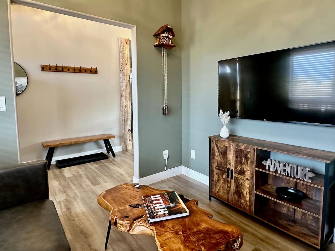 Enjoy our high-definition TV with DirecTV satellite service, offering a wide range of channels and the option to stream your favorite apps directly through the DirecTV interface.