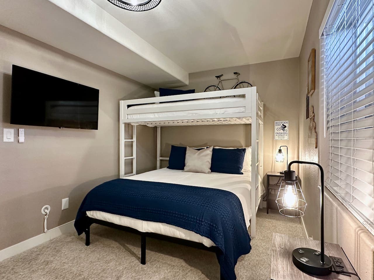 Modern, spacious, and ready to lull you into laziness—ideal for plotting tomorrow’s escapades or taking epic naps.