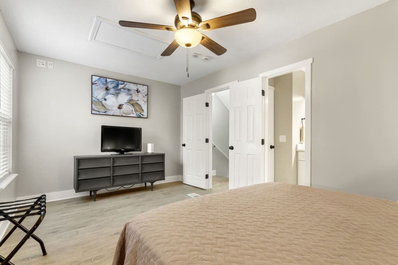 Who says you can’t relax and binge-watch from the comfort of your own cozy bed?