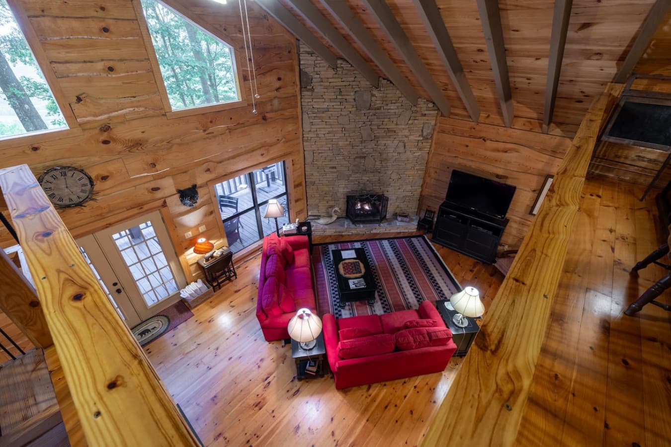 Gather by the gas fireplace, stream your favorite shows, and let the mountain views do the rest.