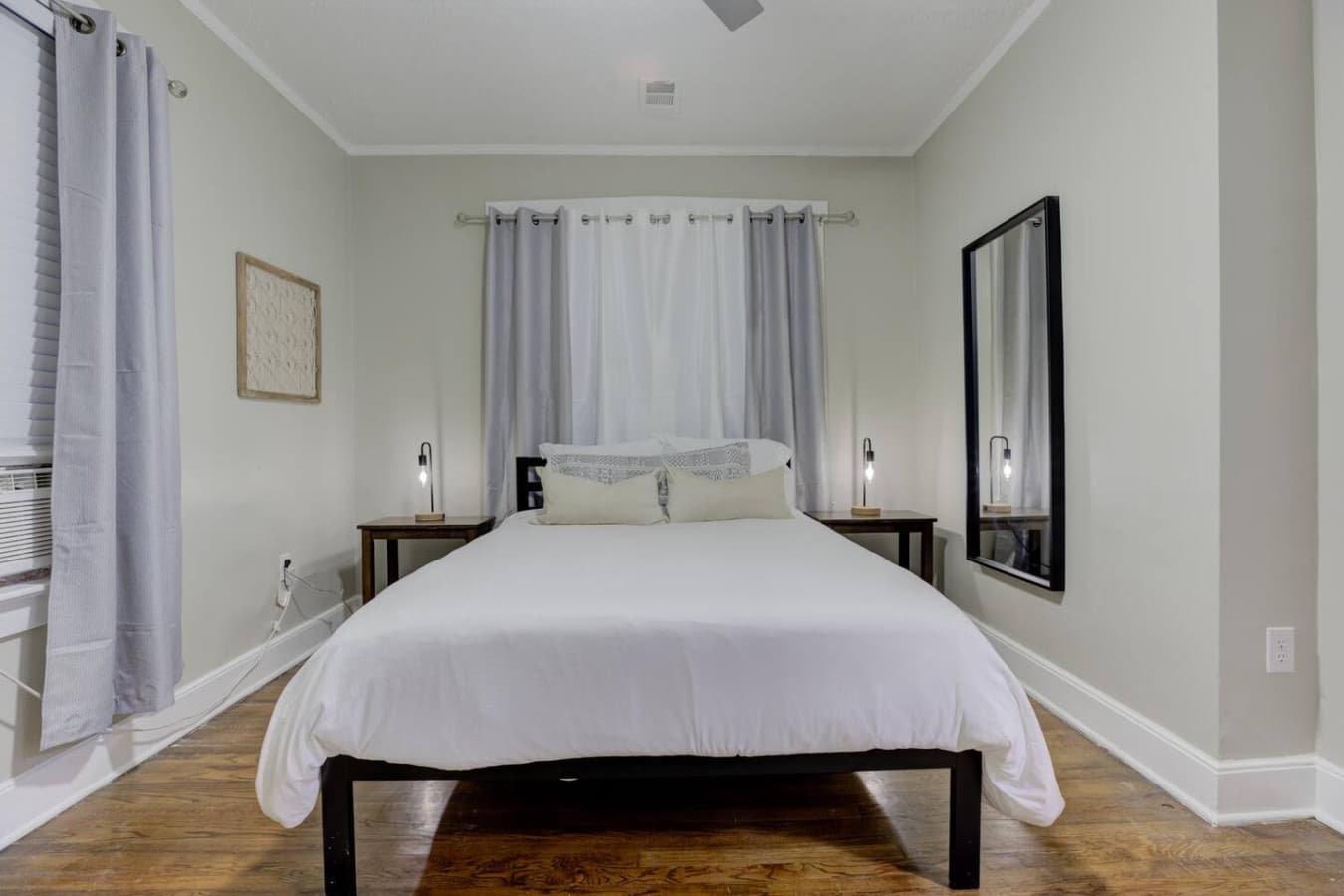 Rest easy in a cozy queen bed designed for a great night’s sleep.