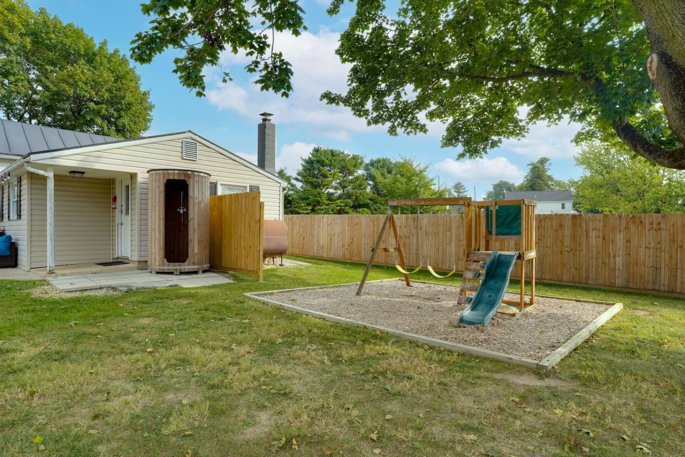 Outdoor shower and play set.