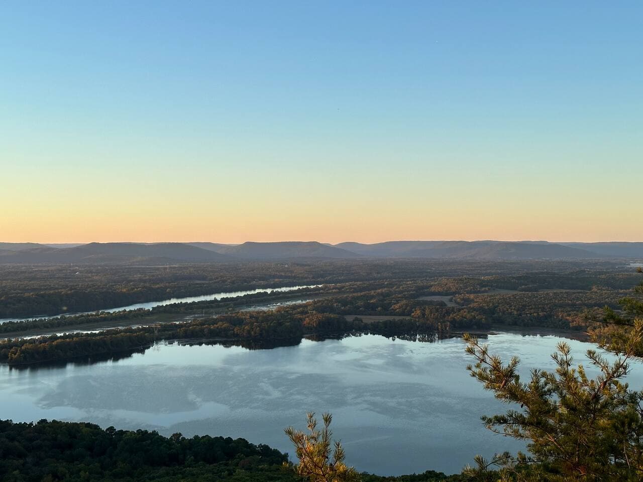 A short walk away are trails along the bluff with views of Sand Mountain and the Tennessee Valley River. You may even spot Bald Eagles as rescue groups release them on the TN River.