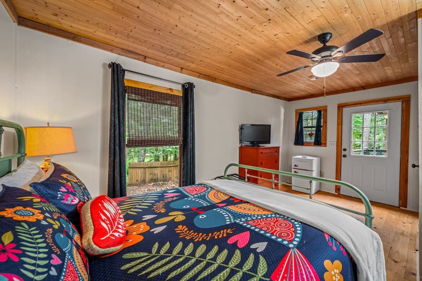 Logged out's bedroom with a cozy queen bed for restful nights.