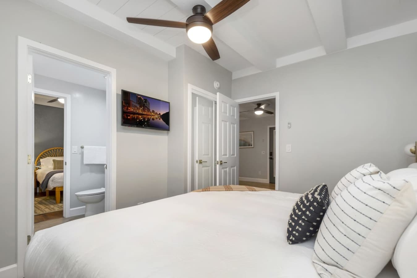 Enjoy a great night's sleep on the king-size bed.