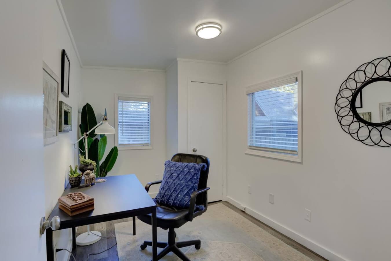 A focused spot for emails, planning, or catching up between adventures.