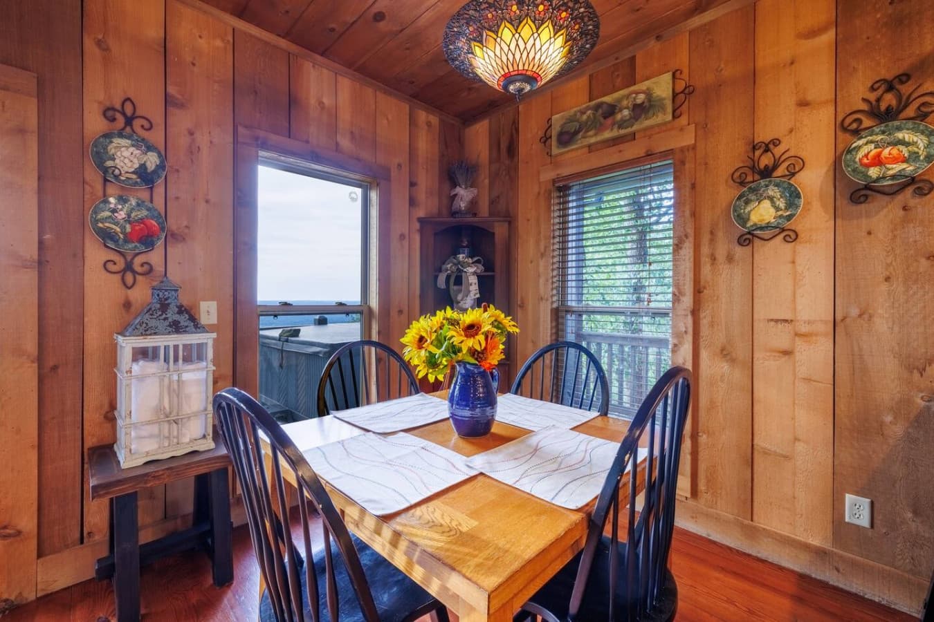 Dining Area with VIEWS!
Table Seats 4.