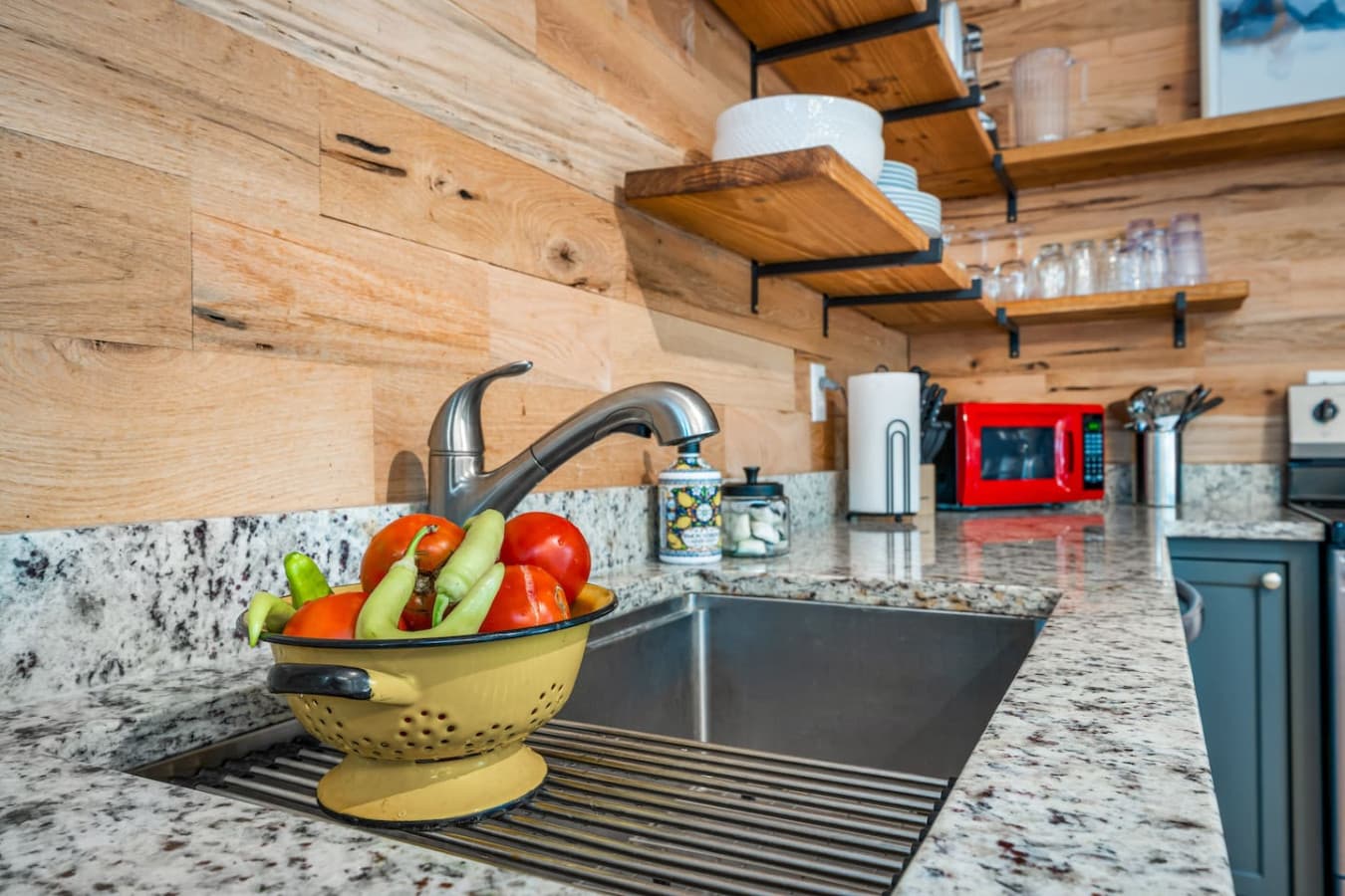 Fully equipped kitchen for all your cooking needs!