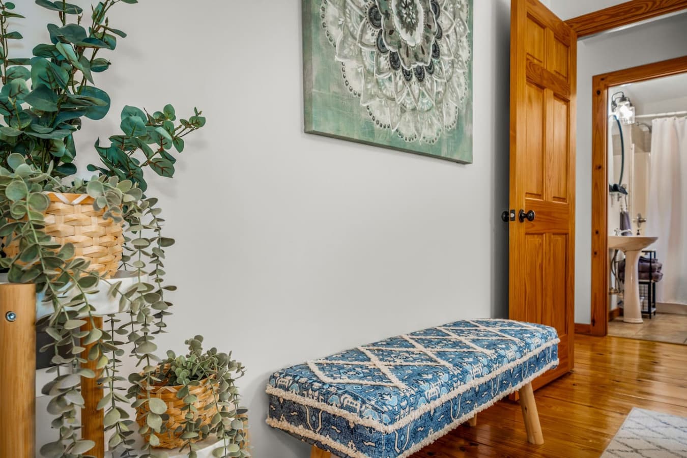 Cozy nook in bedroom 2.