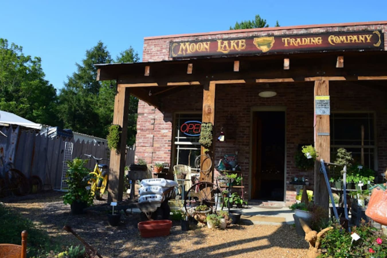 Moon Lake Trading Company – 5 min drive. A quaint café known for delicious breakfast and lunch options. A great place to stop for a casual bite.
