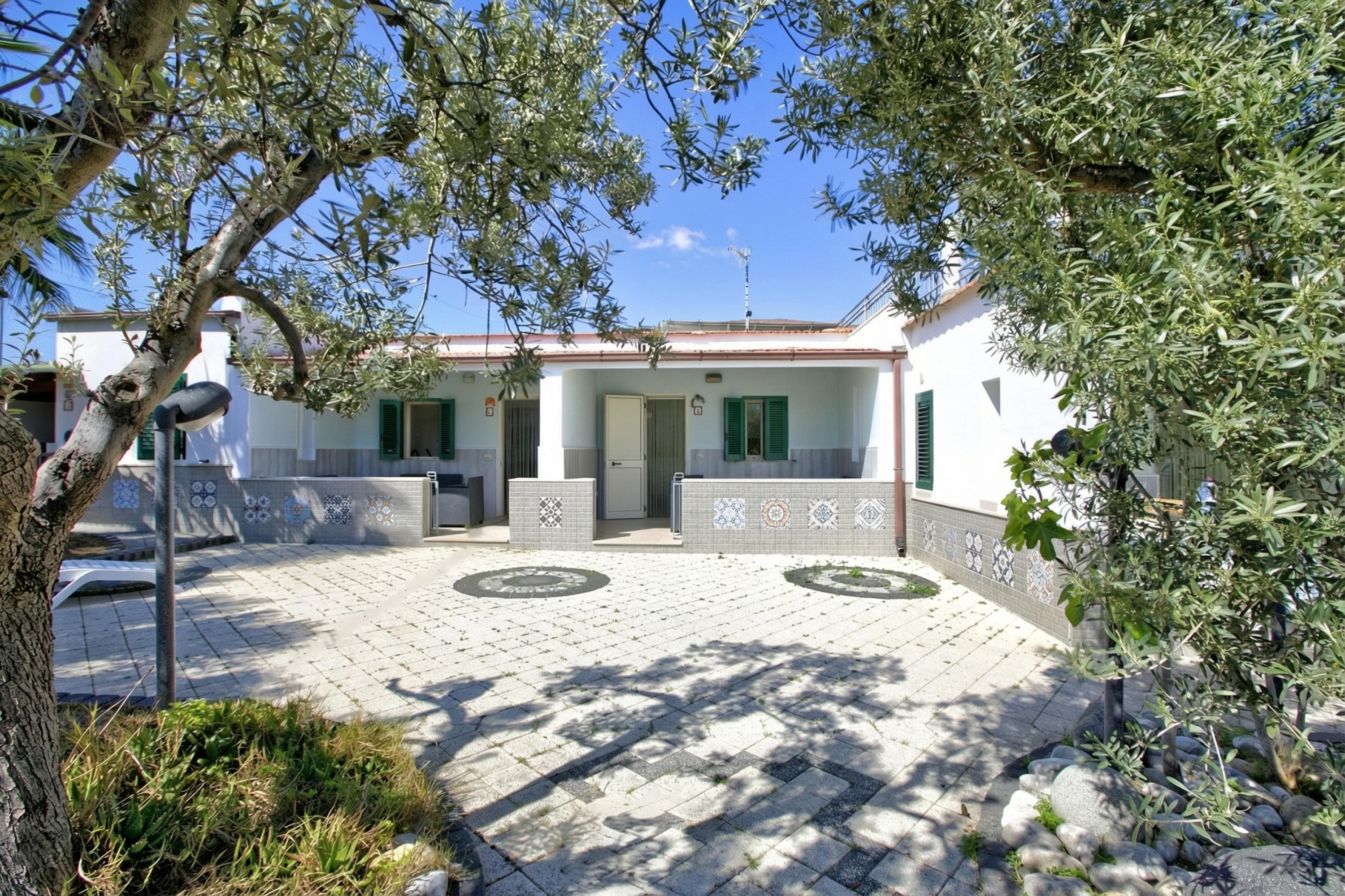 Gallery Image 13