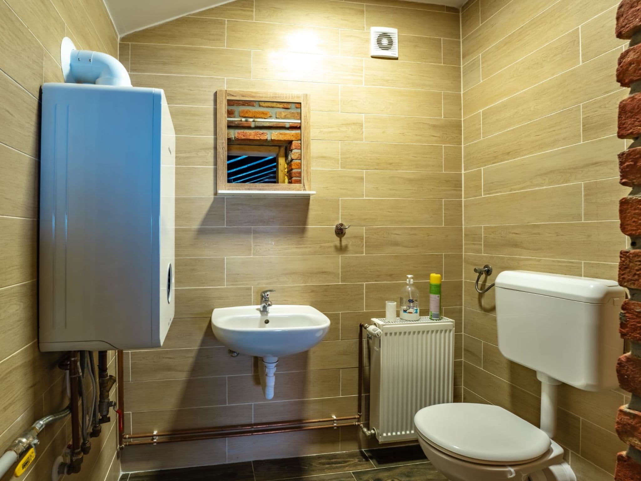 Bathroom / Wellness