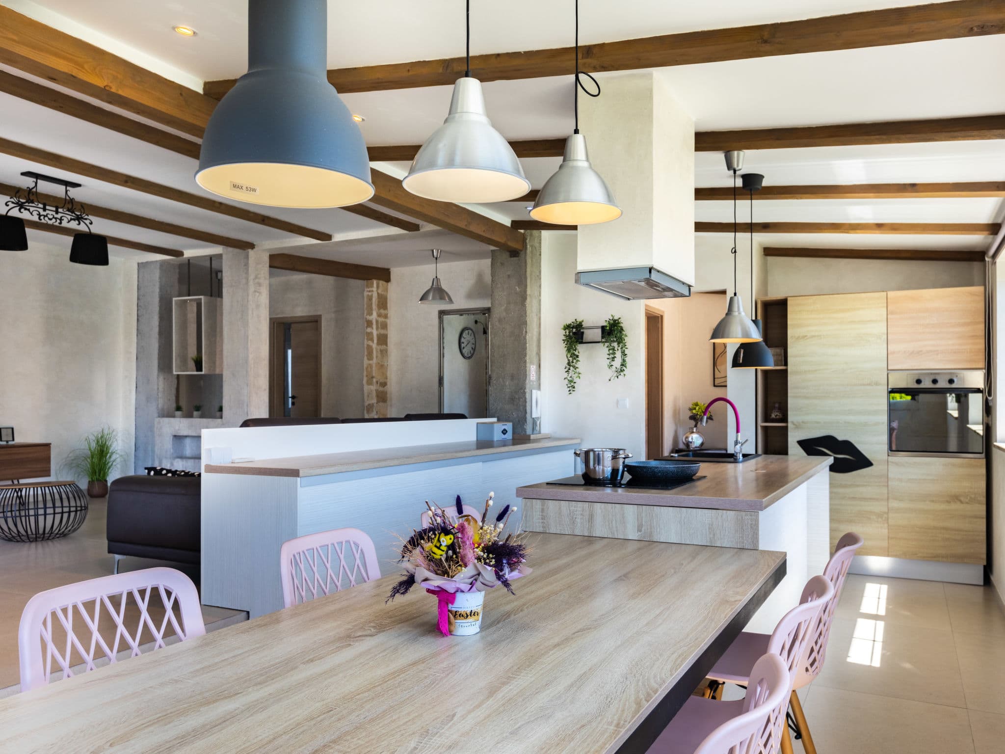 Kitchen / Dining Room