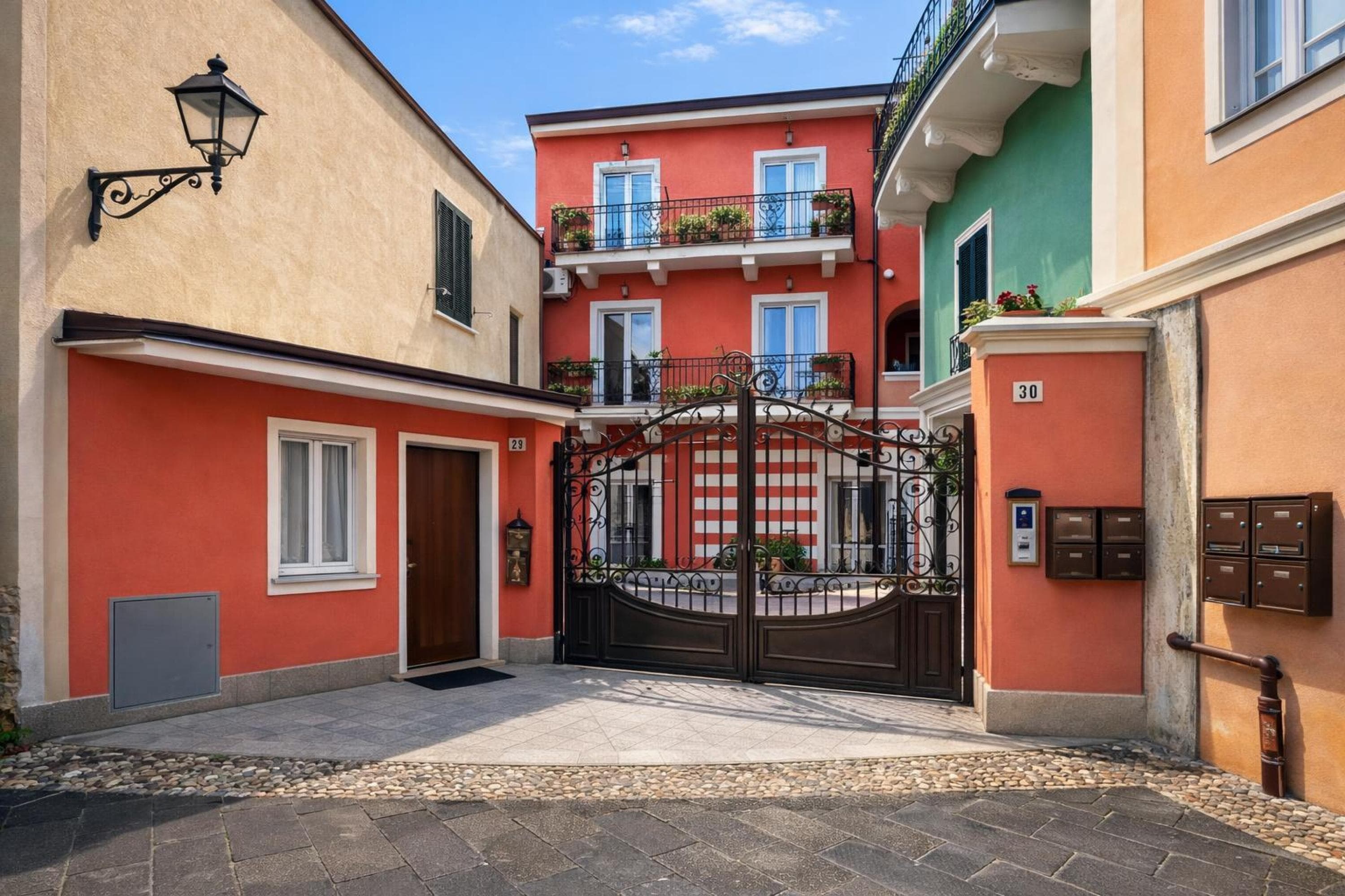 Gallery Image 14