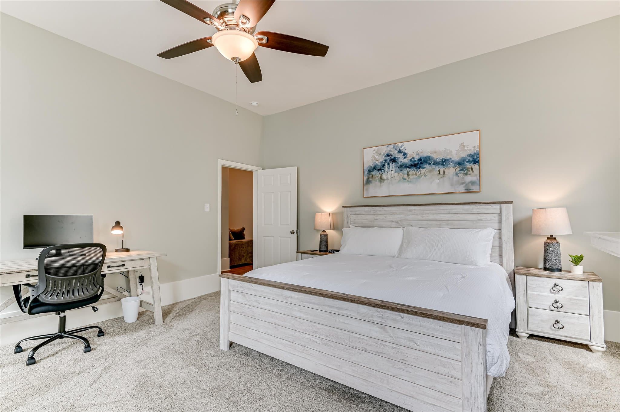 King Bedroom #1