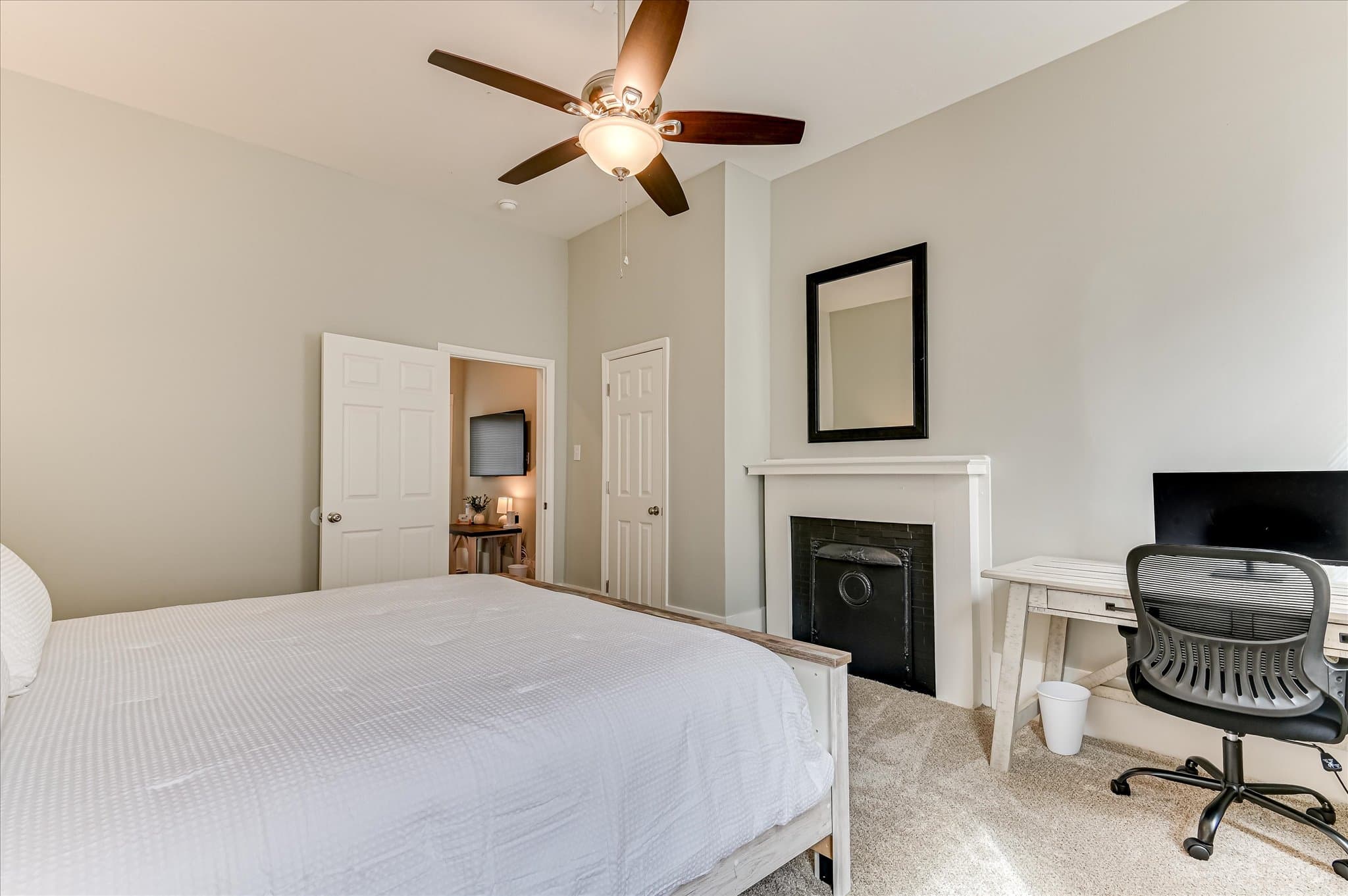 King Bedroom #2