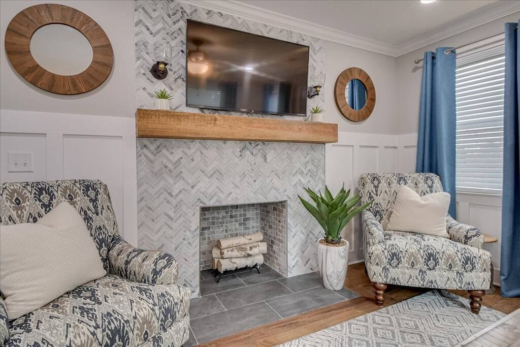 Comfortable Living Room