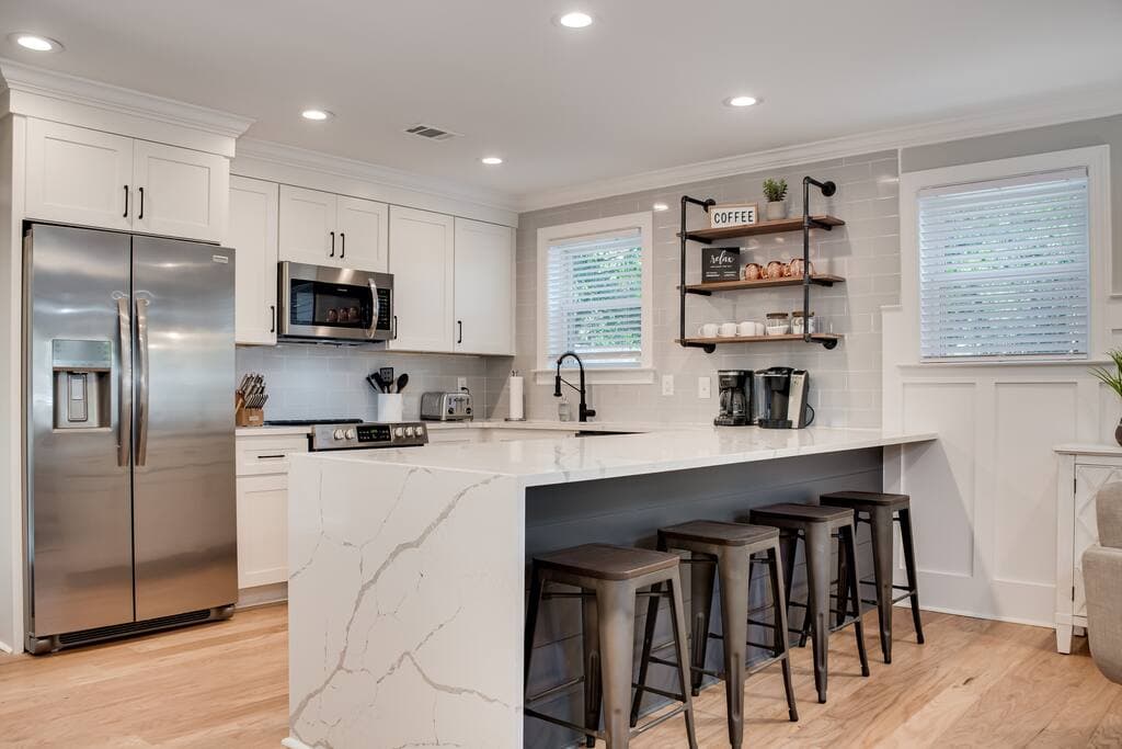 Fully Stocked Kitchen