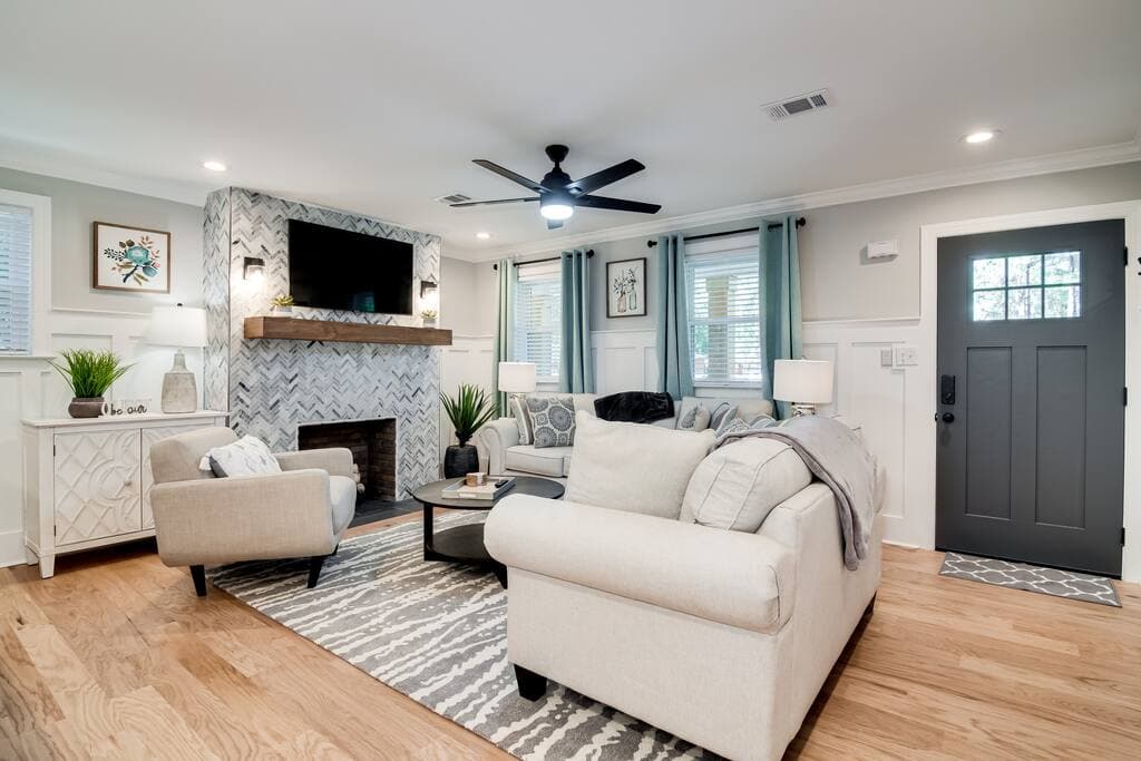 Comfortable Living Room