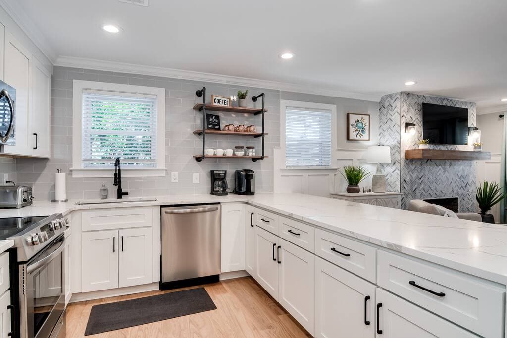 Fully Stocked Kitchen
