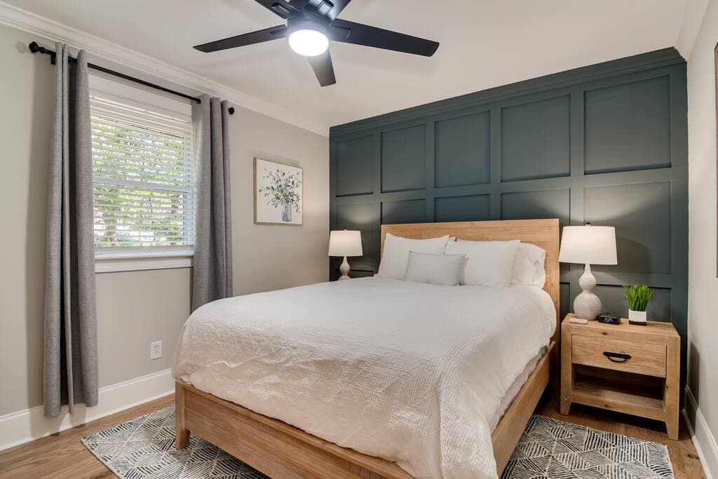 Guest Bedroom #2 (Queen)