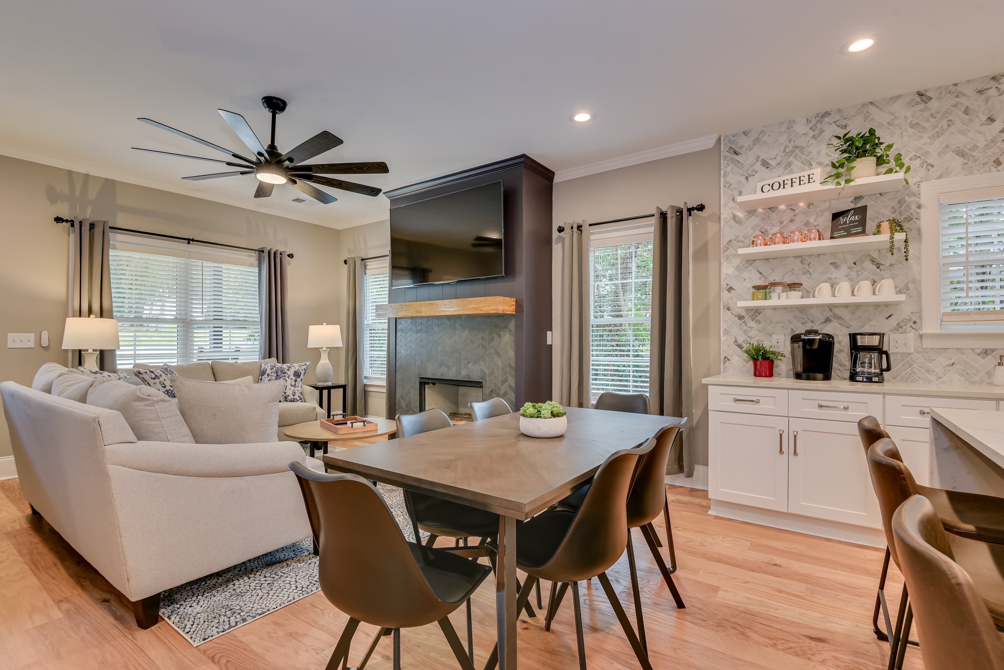 Open Living, Dining & Kitchen Area