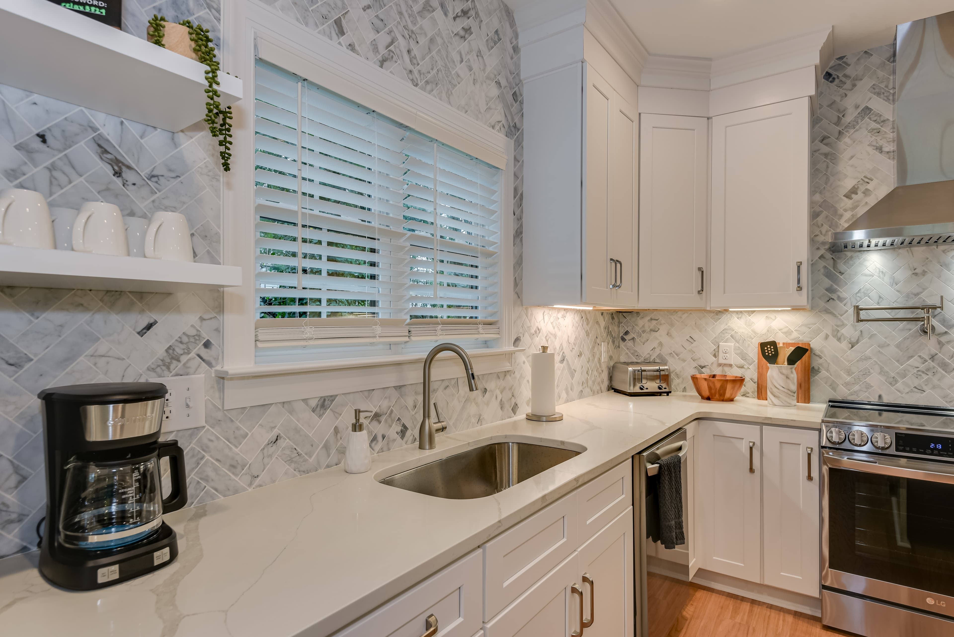 Fully Stocked Kitchen