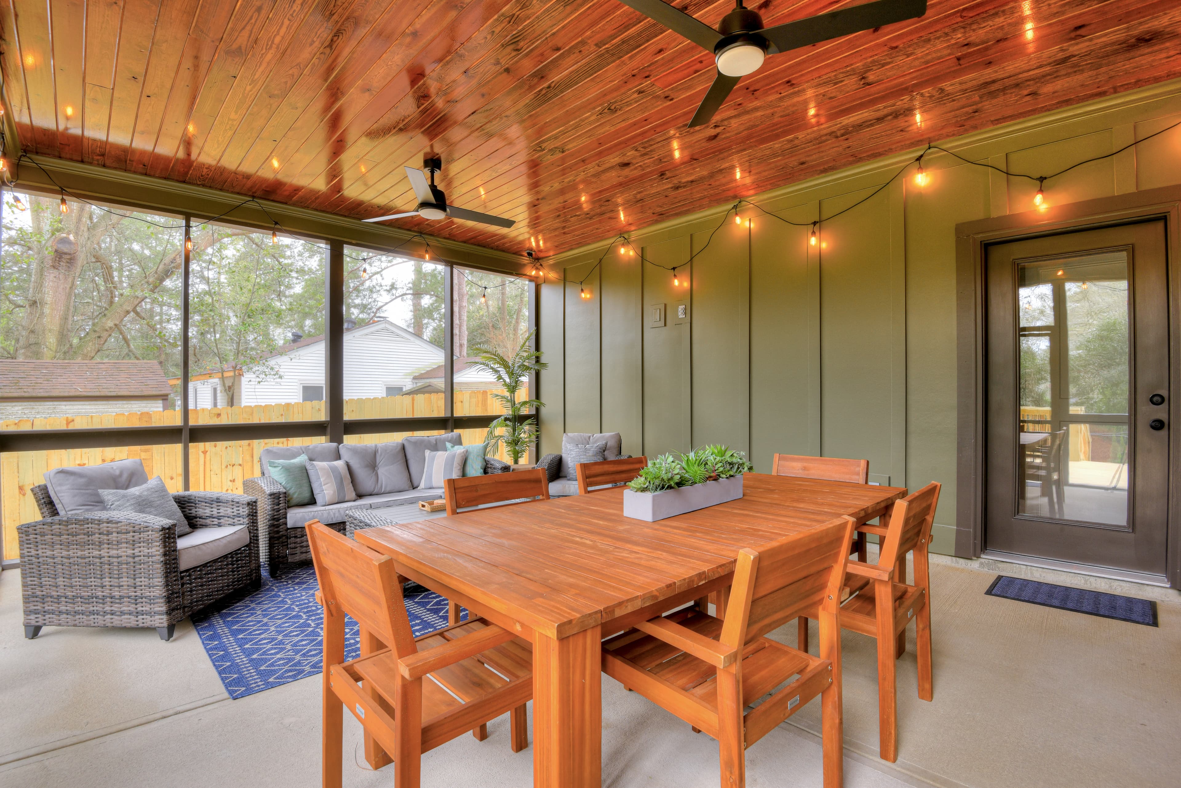 Screened-In Back Porch